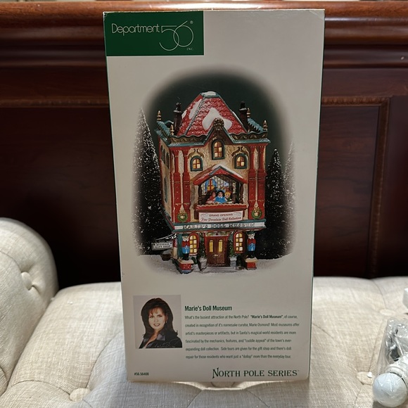 Department 56 Maries Doll House - Picture 12 of 13